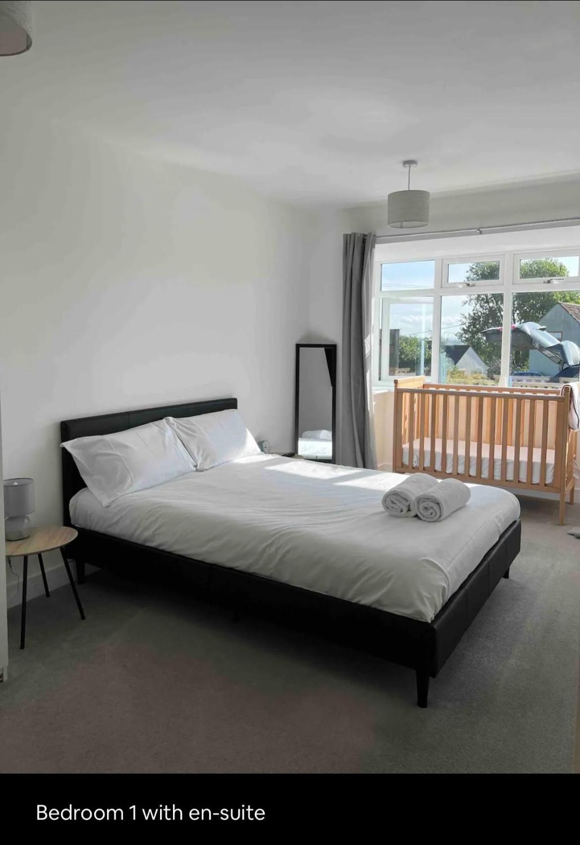 Green 3 Bed Bungalow With En-Suite And Parking Felton  外观 照片
